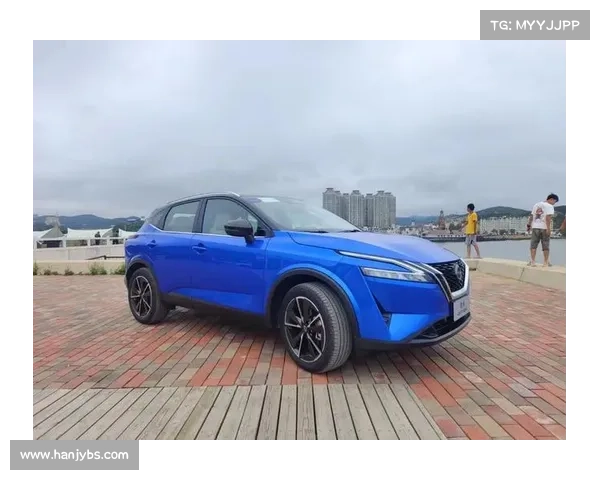 全新逍客海外实拍，双色车身+超2.6米轴距，动力系统有亮点